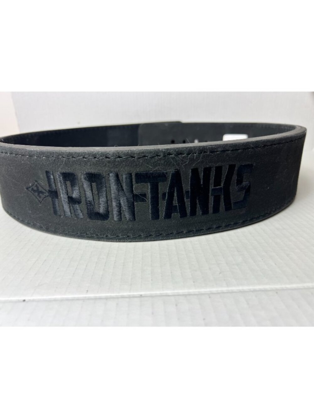 Irontanks Caliber 10mm 3" Powerlifting Belt Black w Matte White Lever Buckle - Picture 4 of 9